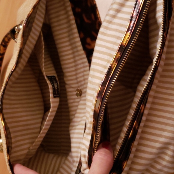 Basket weave look purse - Picture 16 of 16